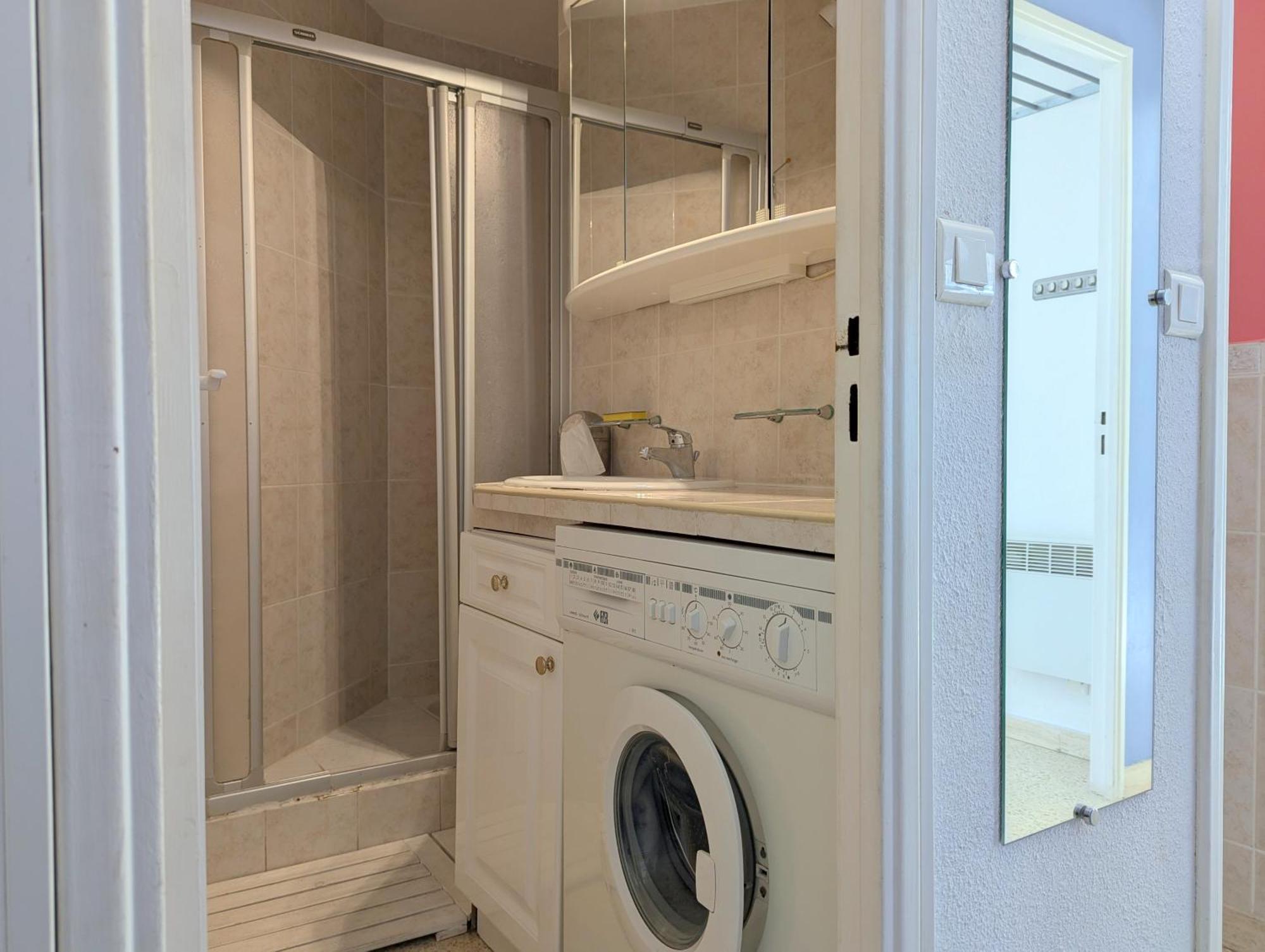 Sol-Y-Days Drakkar, Appartement Familial 2 Chambres Avec Parking, Proche Centre-Ville Et A 300M De La Plage ル・グロー・デュ・ロワ エクステリア 写真